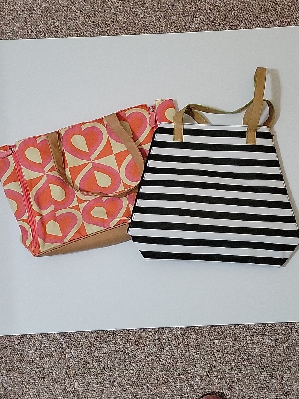 2 DSW Tote Bags